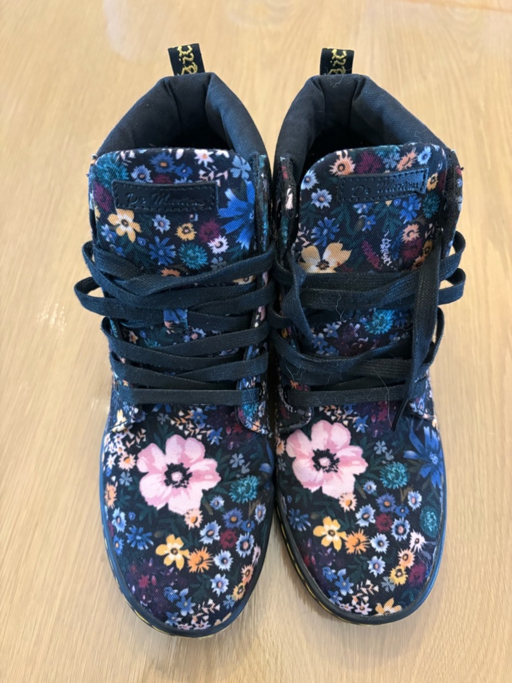Dr. Martens Maelly Wanderlust/ Black Floral Lace-Up Ankle Boots/Sneakers
